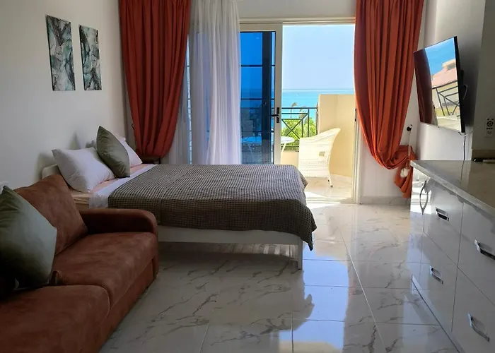 Daire Terracotta With Amazing And Sea View *